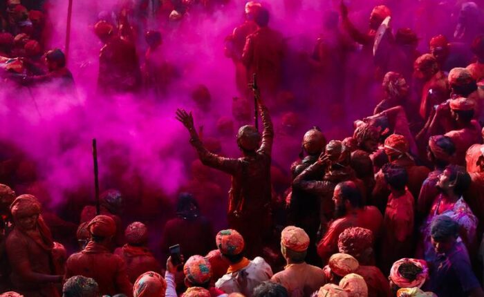 trulyindia-Guaranteed Departures-holi-tour