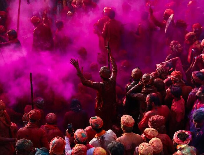trulyindia-Guaranteed Departures-holi-tour